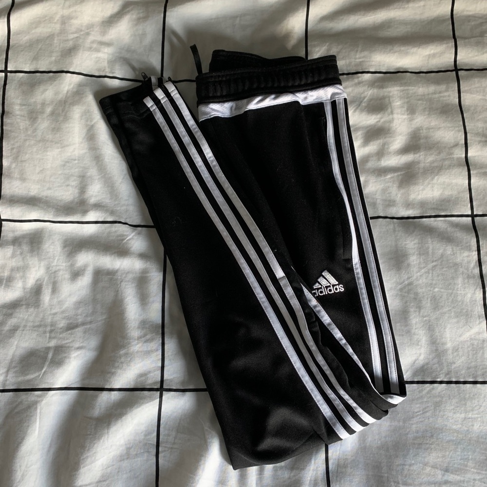 ADIDAS - pants